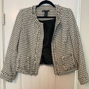 Apostrophe petite size 10 black and white tweed blazer